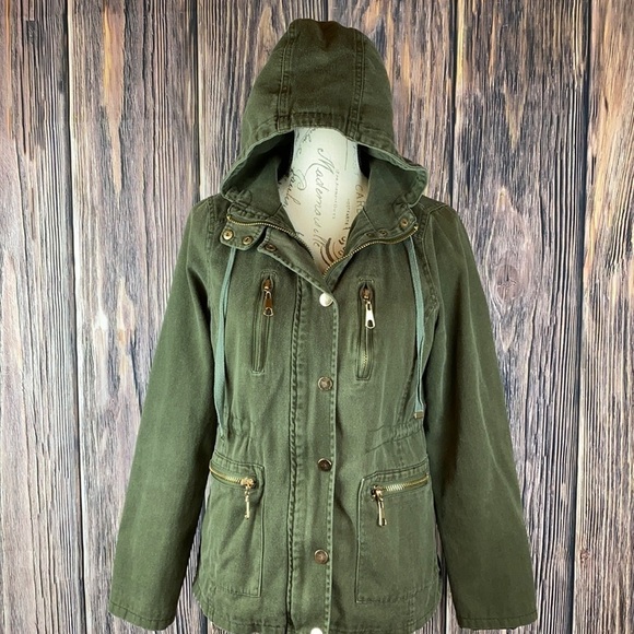 Green Hooded Jacket - Picture 1 of 11